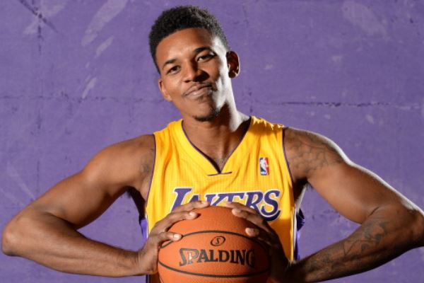 持续做出 持续做出